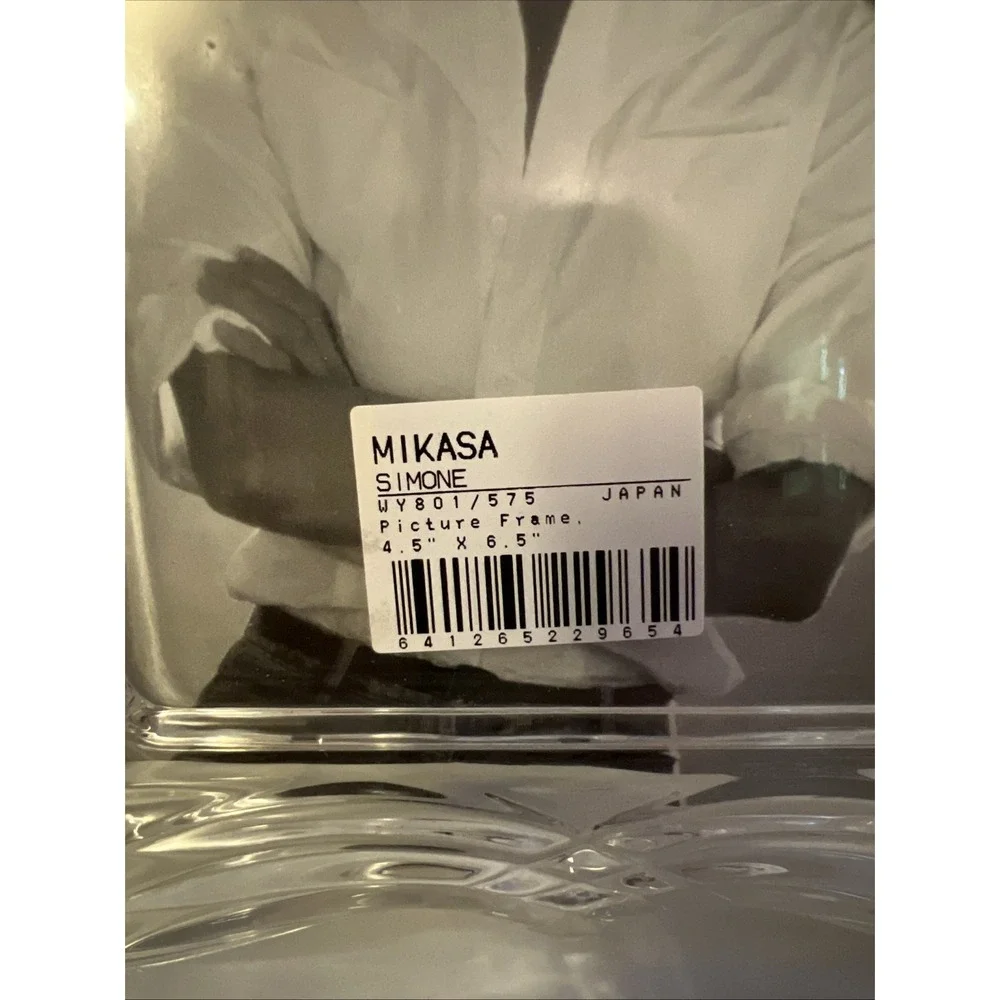 Mikasa Crystal Clear Glass Picture Frame Simone 8x10 Vintage 90s Japan